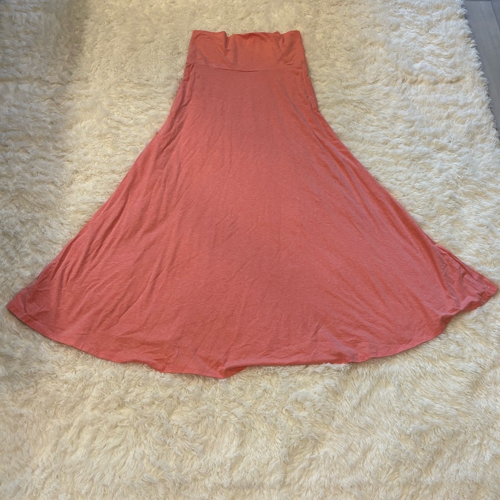 LuLaRoe peach / coral maxi skirt